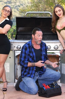 Penelope Kay Slide Big Sausage Between Her Juicy Breasts