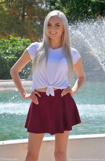 Skinny Teen Joslyn Take Off Her Miniskirt Outdoors
