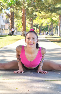 FTV Sophia Shows Her Best Figure At Public Stretching