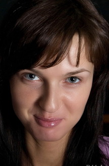 Ditta A And Venere And Diana Jam In Backstage Pics