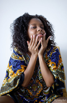 Sukki T Ebony Chick Spreads Her Legs