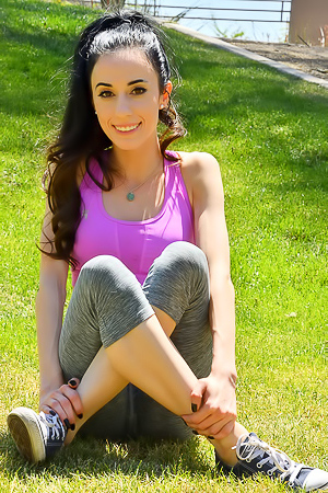 Flexible Babe FTV Amber Like Yoga And Toys In Her Shaved Pussy