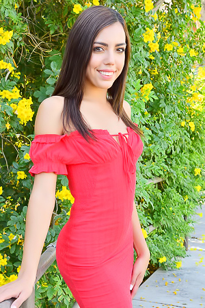 FTV Rachel Enjoys A Toy In Her Ass