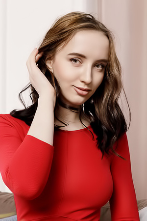 Bigtit Polly Yang With Shaven Pussy