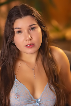 Chloe Lapiedra Sharing Her Erotic Pleasure Without Inhibition