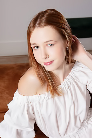 Lila Rose Naked And Parting Her Porcelain-pale Thighs Flirtatiously