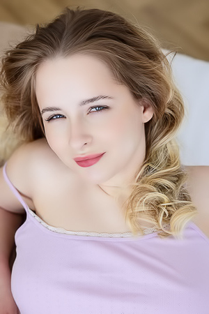 Neu Ling Seductive Solo Display Teases With Lingerie On Lilac Bed