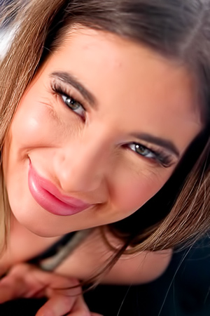 Shelley Sawyer Squirming Against Hisething Couch With Boiling Juices