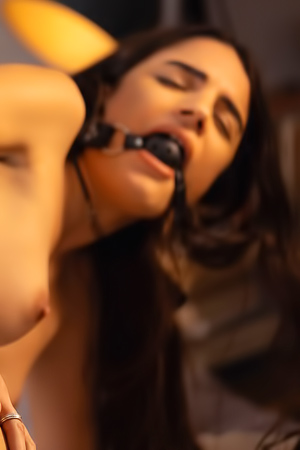 Candie Luciani Leisurely Masturbates In Literary Room Revelation