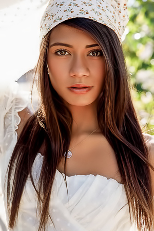 Amberleigh West outdoors, earthy and free
